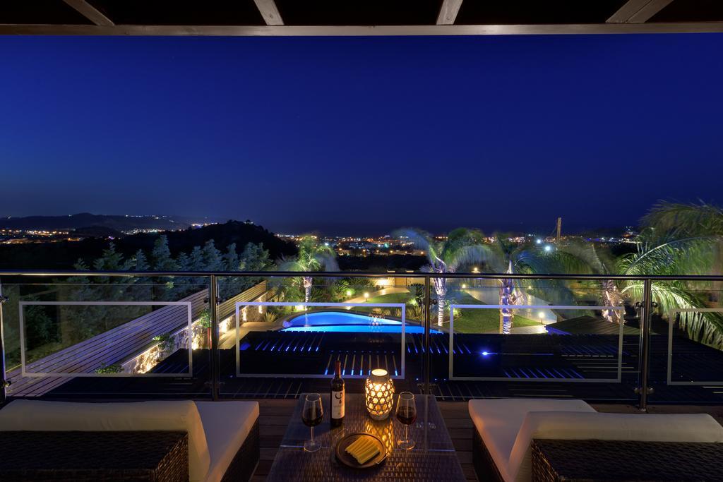 Quinn Hill Luxury Villaロードス エクステリア 写真
